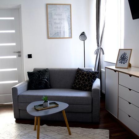 Style Hotel Ungheni Targ 外观 照片